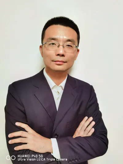 Dr Xiong